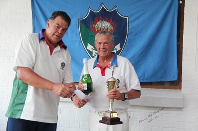 Outeniqua vereer sy rolbalspelers